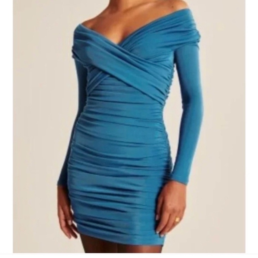 Abercrombie & Fitch Long Sleeve Dress size small
